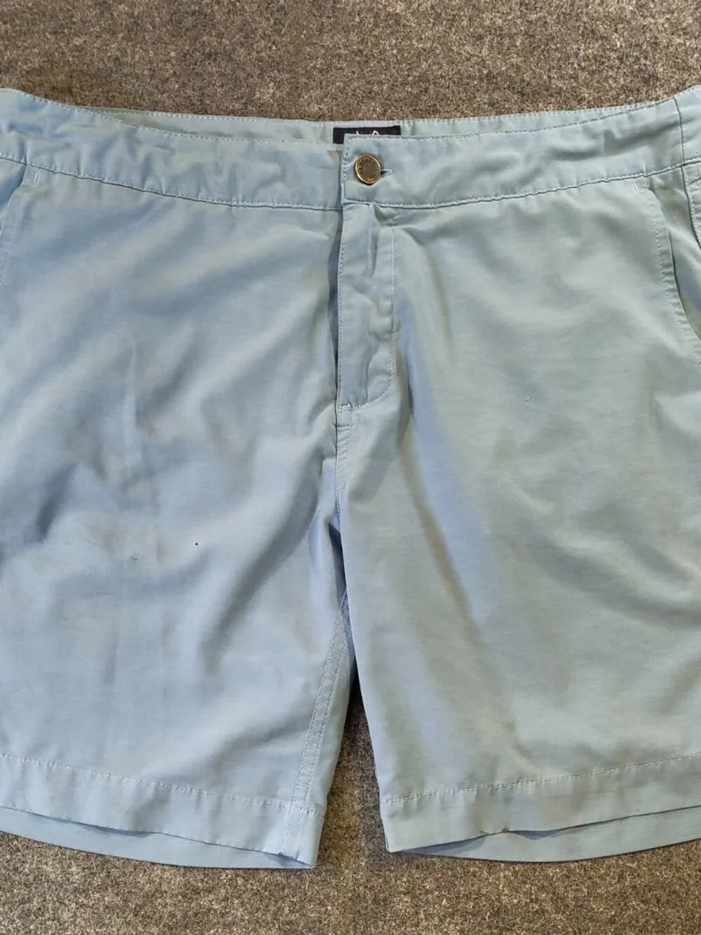Faherty All Day Shorts Light Blue Hybrid Quick‑Dry (Flaws Shown)